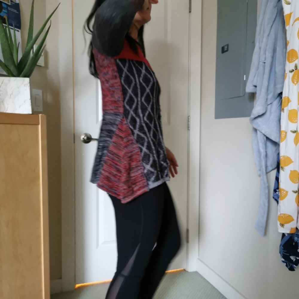 Sweater - Picture 2 of 4